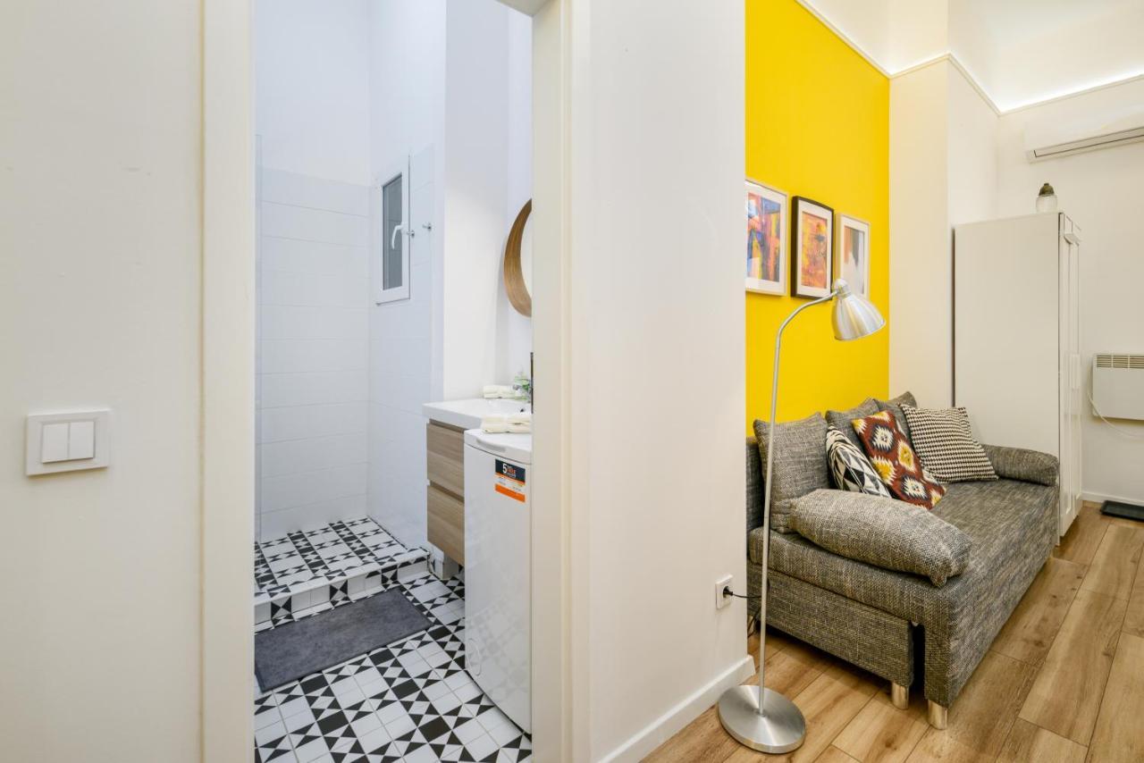 Stylish Yellow Suite In The Heart Of Budapest Eksteriør billede